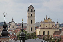 Vilnius nuo Šv. Onos bažnyčios stogo