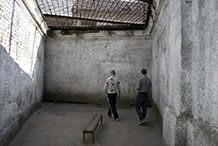 Pasivaikščiojimo patalpa Lukiškių tardymo izoliatoriuje – kalėjime